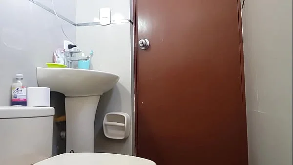 I spy on my peeing.